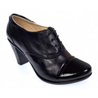 Pantofi dama, din piele naturala box cu varf lac toc de 7cm P46SLN